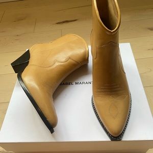 ISABEL MARANT Feminine Santia Cowboy Boots, size 38